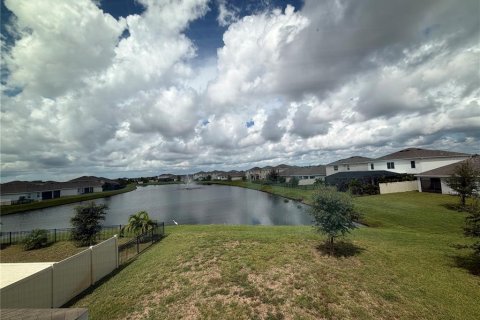 Villa ou maison à louer à Bradenton, Floride: 5 chambres, 242.01 m2 № 2396983 - photo 17