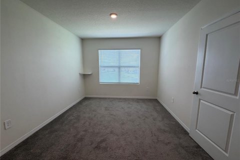 Villa ou maison à louer à Bradenton, Floride: 5 chambres, 242.01 m2 № 2396983 - photo 15