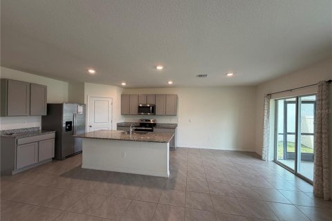 Villa ou maison à louer à Bradenton, Floride: 5 chambres, 242.01 m2 № 2396983 - photo 11
