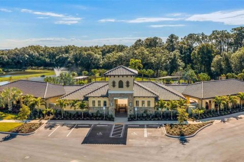 Villa ou maison à louer à Bradenton, Floride: 5 chambres, 242.01 m2 № 2396983 - photo 29