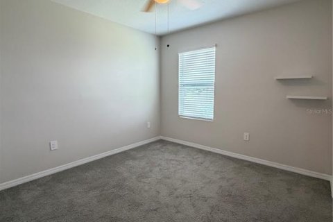 Villa ou maison à louer à Bradenton, Floride: 5 chambres, 242.01 m2 № 2396983 - photo 22