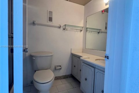 Купить кондоминиум в Майами, Флорида 3 спальни, 100.89м2, № 1954132 - фото 12