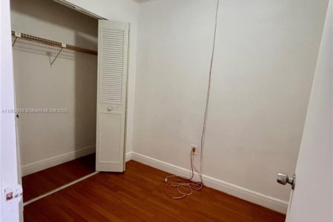 Купить кондоминиум в Майами, Флорида 3 спальни, 100.89м2, № 1954132 - фото 16