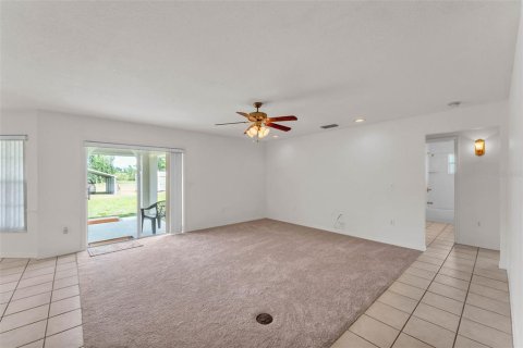 Villa ou maison à vendre à Lakeland, Floride: 3 chambres, 168.52 m2 № 1815693 - photo 15