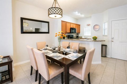 Townhouse in Kissimmee, Florida 3 bedrooms, 119.47 sq.m. № 2099239 - photo 7