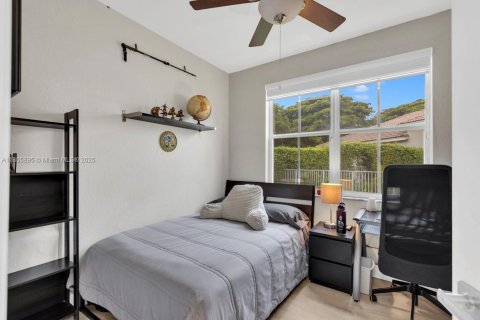 House in Weston, Florida 5 bedrooms, 208.1 sq.m. № 1878832 - photo 18