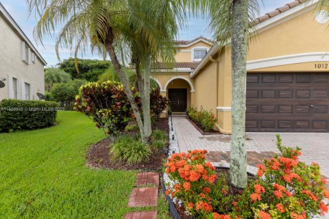 House in Weston, Florida 5 bedrooms, 208.1 sq.m. № 1878832 - photo 7