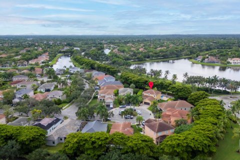 House in Weston, Florida 5 bedrooms, 208.1 sq.m. № 1878832 - photo 4