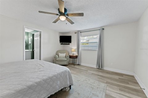 Casa en venta en Tampa, Florida, 3 dormitorios, 137.12 m2 № 1677530 - foto 16