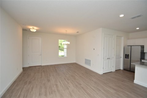 Casa en alquiler en Palm Coast, Florida, 4 dormitorios, 176.7 m2 № 2151002 - foto 4