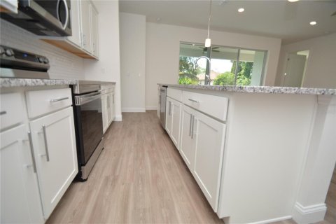 Casa en alquiler en Palm Coast, Florida, 4 dormitorios, 176.7 m2 № 2151002 - foto 11