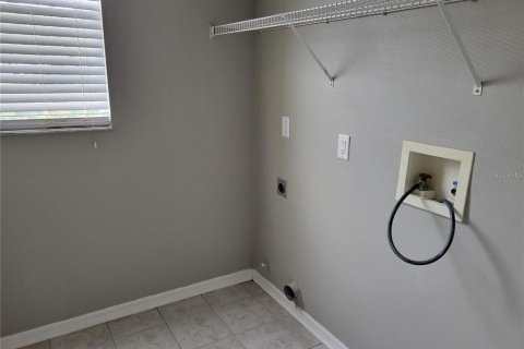House in Riverview, Florida 4 bedrooms, 286.6 sq.m. № 2239091 - photo 13