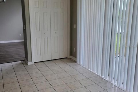 House in Riverview, Florida 4 bedrooms, 286.6 sq.m. № 2239091 - photo 8