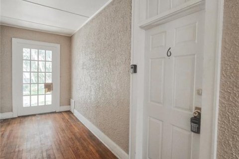 Apartamento en alquiler en Winter Haven, Florida, 1 dormitorio, 74.32 m2 № 1915168 - foto 2