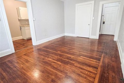 Apartamento en alquiler en Winter Haven, Florida, 1 dormitorio, 74.32 m2 № 1915168 - foto 6