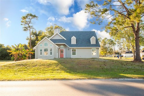 Casa en venta en Fort Myers, Florida, 3 dormitorios, 138.15 m2 № 1989444 - foto 1