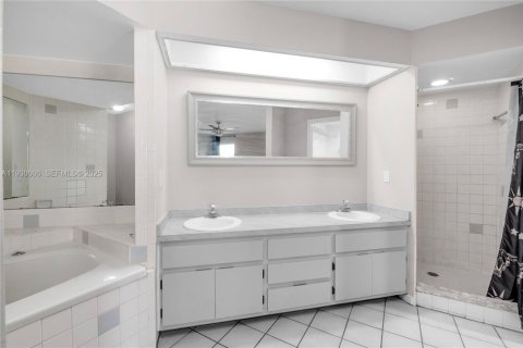 Casa en venta en Fort Myers, Florida, 3 dormitorios, 138.15 m2 № 1989444 - foto 19