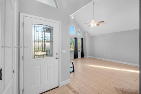 Casa en venta en Fort Myers, Florida, 3 dormitorios, 138.15 m2 № 1989444 - foto 6