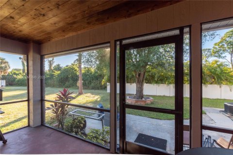 Casa en venta en Fort Myers, Florida, 3 dormitorios, 138.15 m2 № 1989444 - foto 23