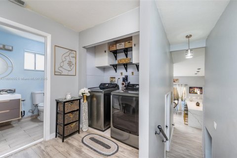 Villa ou maison à vendre à Cutler Bay, Floride: 3 chambres, 132.39 m2 № 1944317 - photo 23