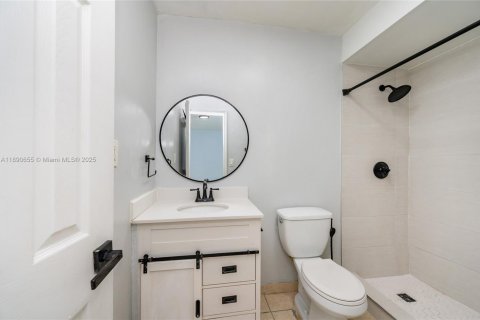 Villa ou maison à vendre à Cutler Bay, Floride: 3 chambres, 132.39 m2 № 1944317 - photo 28