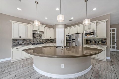Villa ou maison à vendre à Wesley Chapel, Floride: 4 chambres, 240.06 m2 № 1872971 - photo 8
