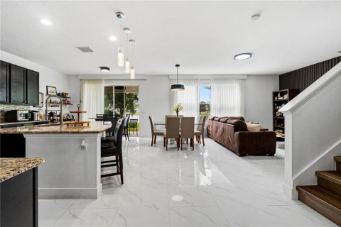 Villa ou maison à vendre à Orlando, Floride: 5 chambres, 301.1 m2 № 2273303 - photo 8