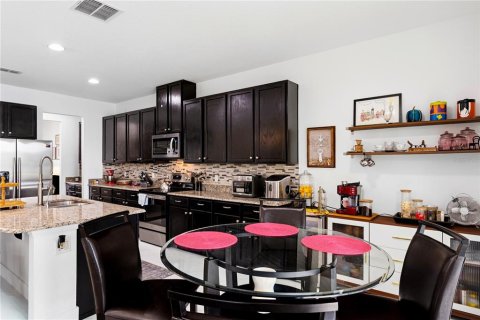 Villa ou maison à vendre à Orlando, Floride: 5 chambres, 301.1 m2 № 2273303 - photo 12