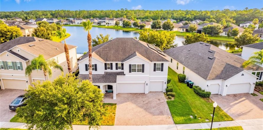 Villa ou maison à Orlando, Floride 5 chambres, 301.1 m2 № 2273303
