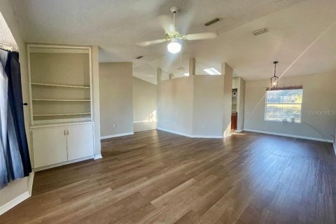 Купить виллу или дом в Гранд Айленд, Флорида 4 комнаты, 123м2, № 2096811 - фото 11