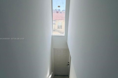 Condo à Miami, Floride, 2 chambres  № 2248997