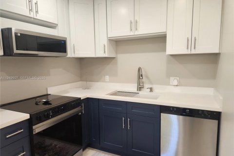 Copropriété à vendre à Pembroke Pines, Floride: 2 chambres, 88.54 m2 № 2005967 - photo 5