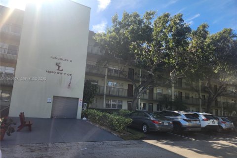 Copropriété à vendre à Pembroke Pines, Floride: 2 chambres, 88.54 m2 № 2005967 - photo 14