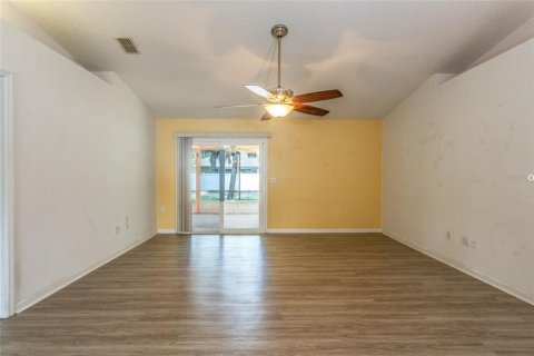 House in Palm Coast, Florida 3 bedrooms, 140 sq.m. № 1832151 - photo 10