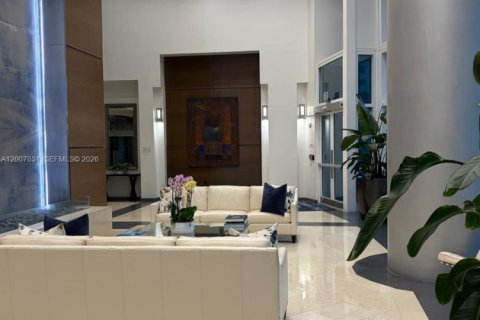 Condo in Miami, Florida, 2 bedrooms № 2253869 - photo 7