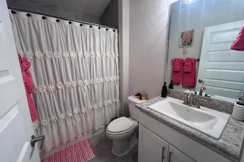 Villa ou maison à louer à St. Lucie, Floride: 2 chambres, 169.08 m2 № 2397815 - photo 8