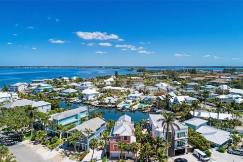Villa ou maison à vendre à Holmes Beach, Floride: 5 chambres, 244.89 m2 № 2231038 - photo 27