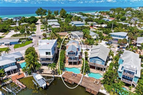 Villa ou maison à vendre à Holmes Beach, Floride: 5 chambres, 244.89 m2 № 2231038 - photo 3