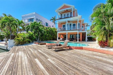 Villa ou maison à vendre à Holmes Beach, Floride: 5 chambres, 244.89 m2 № 2231038 - photo 4