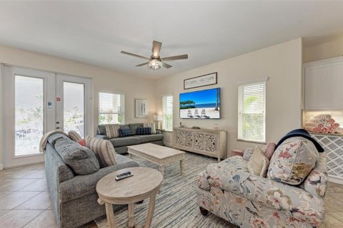 Villa ou maison à vendre à Holmes Beach, Floride: 5 chambres, 244.89 m2 № 2231038 - photo 21