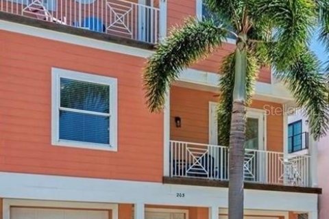Villa ou maison à vendre à Holmes Beach, Floride: 5 chambres, 244.89 m2 № 2231038 - photo 16