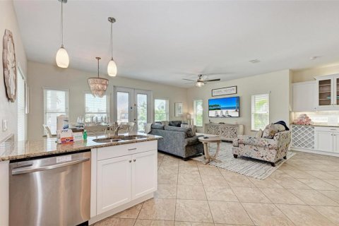 Villa ou maison à vendre à Holmes Beach, Floride: 5 chambres, 244.89 m2 № 2231038 - photo 19