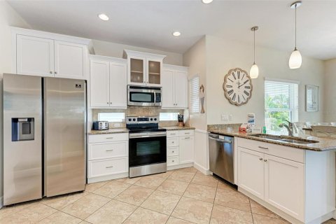 Villa ou maison à vendre à Holmes Beach, Floride: 5 chambres, 244.89 m2 № 2231038 - photo 18