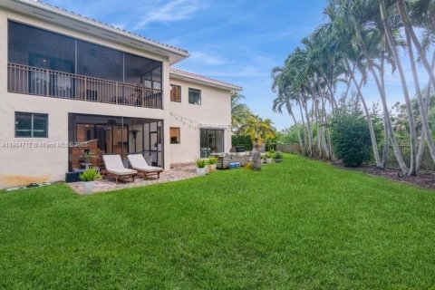 House in Cutler Bay, Florida 5 bedrooms, 323.21 sq.m. № 1955154 - photo 22