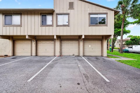 Copropriété à vendre à Lauderhill, Floride: 2 chambres, 87.7 m2 № 2084394 - photo 4