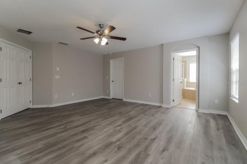 Villa ou maison à louer à Orlando, Floride: 4 chambres, 225.01 m2 № 2406982 - photo 10