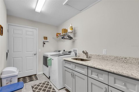 Casa en venta en Summerfield, Florida, 3 dormitorios, 162.95 m2 № 1676007 - foto 24