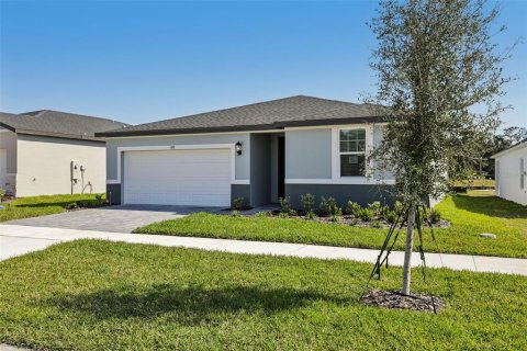House in Lady Lake, Florida 4 bedrooms, 184.69 sq.m. № 2096766 - photo 3
