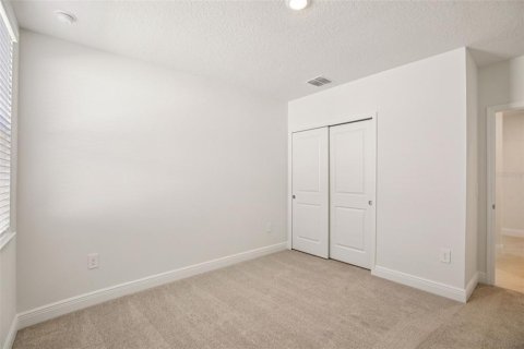 House in Lady Lake, Florida 4 bedrooms, 184.69 sq.m. № 2096766 - photo 25