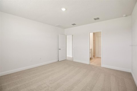 House in Lady Lake, Florida 4 bedrooms, 184.69 sq.m. № 2096766 - photo 30